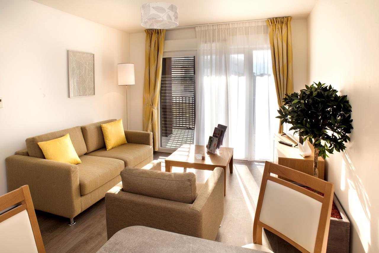 Domitys Les Sarments Blonds Aparthotel Montpellier Bagian luar foto